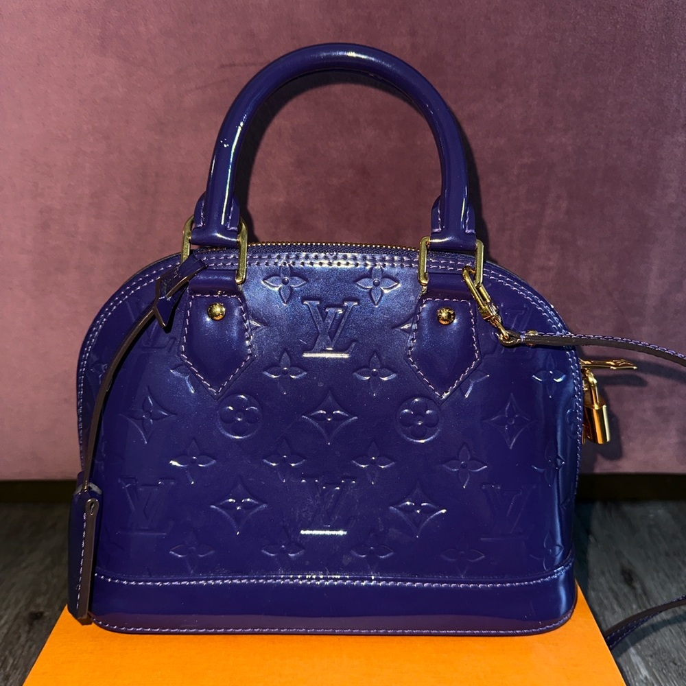 Louis Vuitton Alma BB Monogram Vernis Bag - Picture 3 of 16